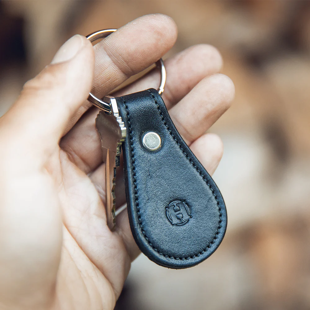Bell-Shaped Leather Keychain - Image 5